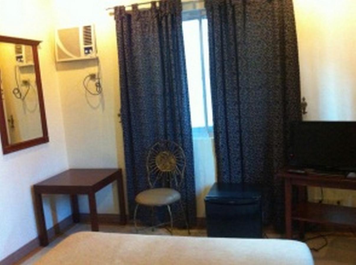 Balibago Villa Hotel Angeles Eksteriør billede