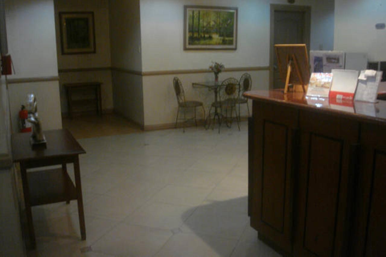 Balibago Villa Hotel Angeles Eksteriør billede