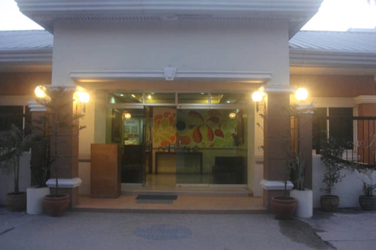 Balibago Villa Hotel Angeles Eksteriør billede